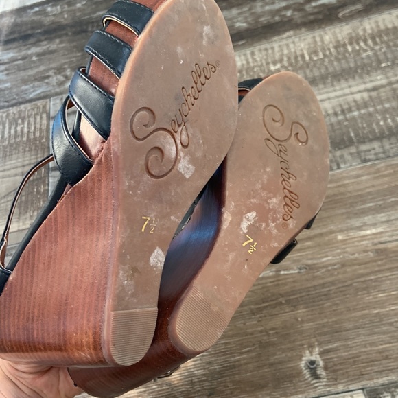 Seychelles Wedge Heels - Picture 6 of 6